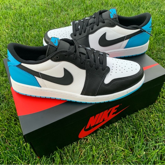 Jordan 1 low “power blue” 10.5 M - Picture 6 of 8